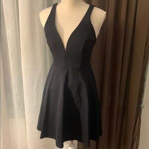Lulu’s Deep V Little Black Dress